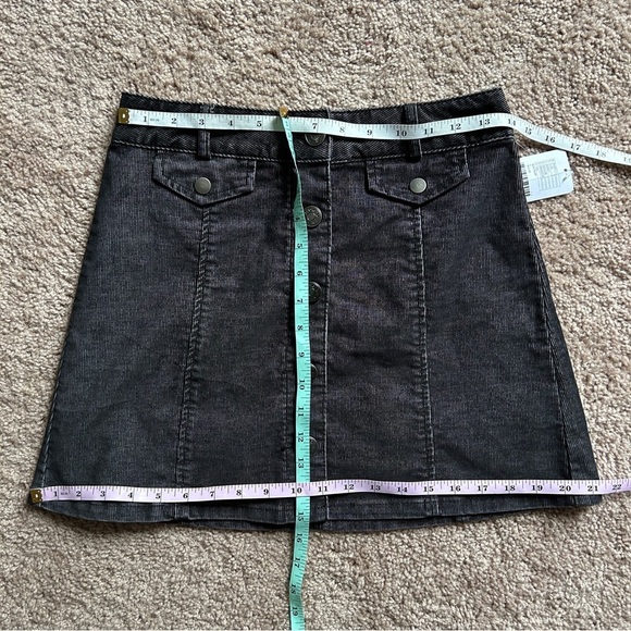 BDG Urban Outfitters Black Denim Button-Front Mini Skirt NWT Size 4 - Picture 8 of 8